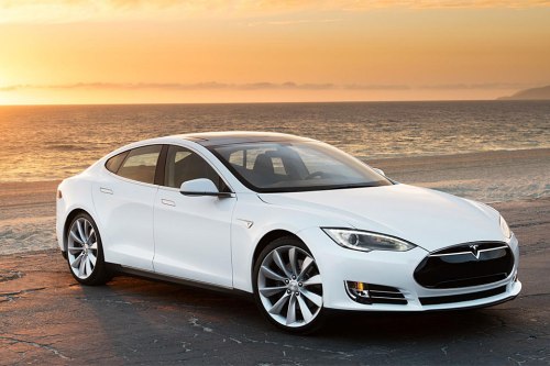 Zufriedenheit auf vier Reifen: das Model S von Tesla würden 98 Prozent der Käufer glatt noch einmal nehmen.